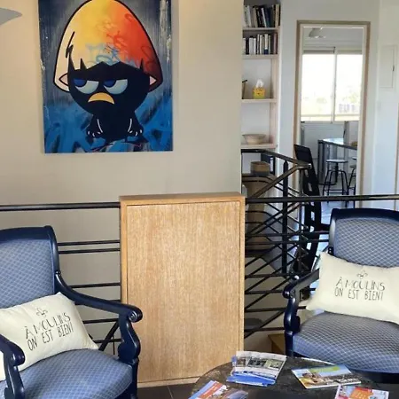 Panoramique Au Centre De Avec Terrasse, 2 Chambres, Et Equipements Modernes - Fr-1-489-412 *