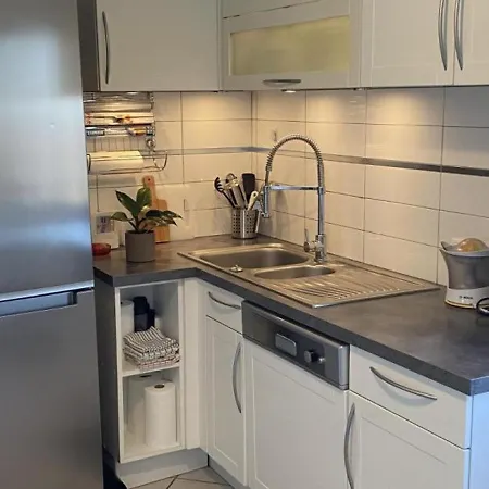 Panoramique Au Centre De Avec Terrasse, 2 Chambres, Et équipements Modernes - Fr-1-489-412 Appartamento *