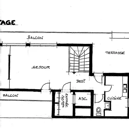 Apartamento Panoramique Au Centre De Avec Terrasse, 2 Chambres, Et Equipements Modernes - Fr-1-489-412 Moulins (Allier)